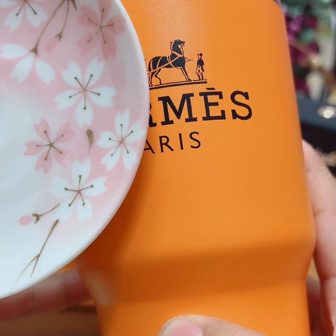 瓷片瓷器瓷器瓷器比萨去爬山