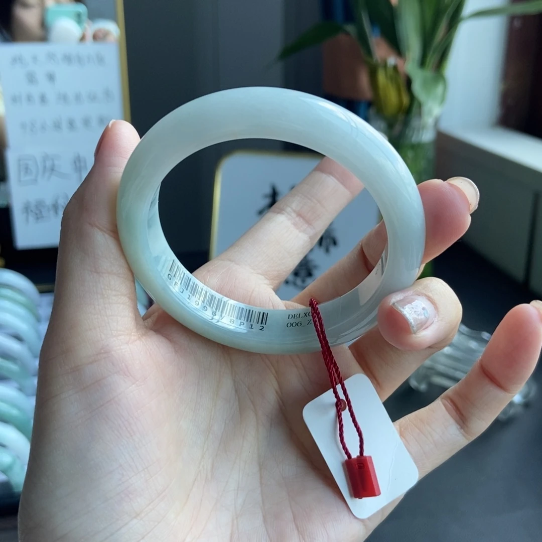 未镶嵌手镯翡翠53