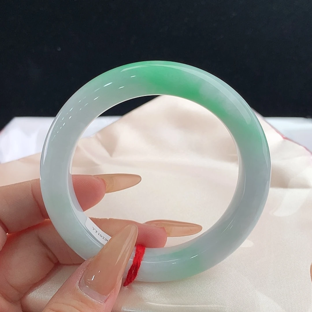【闪购商品】未镶嵌手镯翡翠57/58