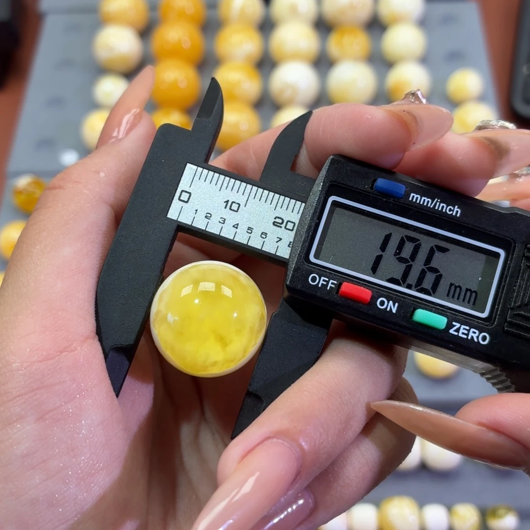 琥珀未镶嵌裸石微瑕圆珠