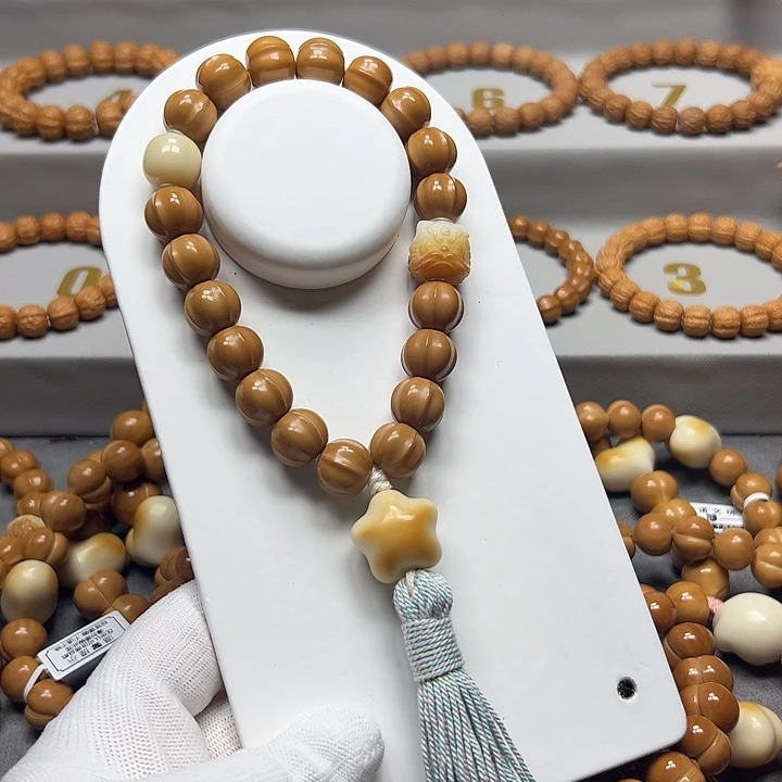 匿***慰猴头核桃手串13➕四花鲨鱼