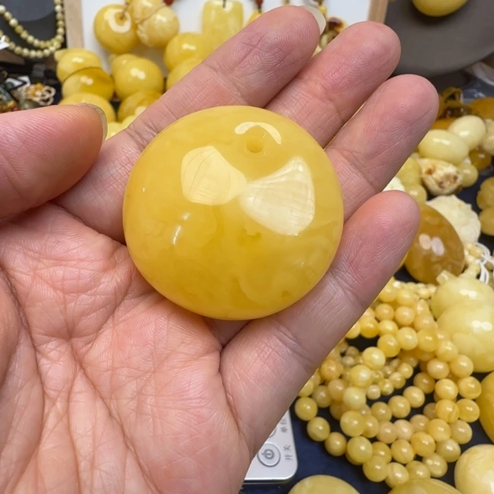 招***铛蜜蜡未镶嵌颈饰天然蜜蜡
