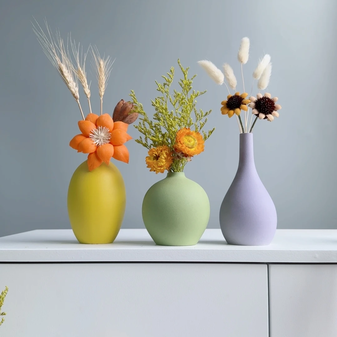 瓷片陶瓷小花瓶含花总高约20-30cm