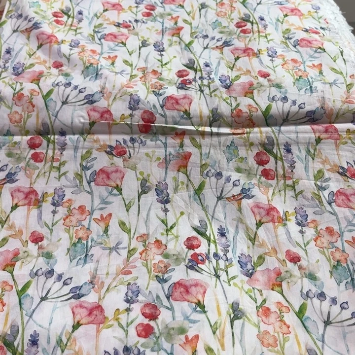 棉 白底花卉 60支数码印花全棉府绸1.45幅宽 一米价
