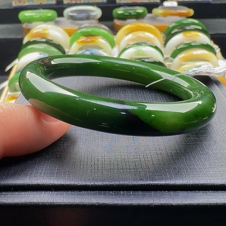 未镶嵌手镯和田玉碧玉56.5