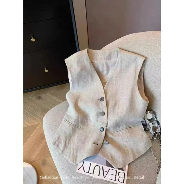 高级感气质V领排扣马甲女夏季新款叠穿独特别致外穿西装背心