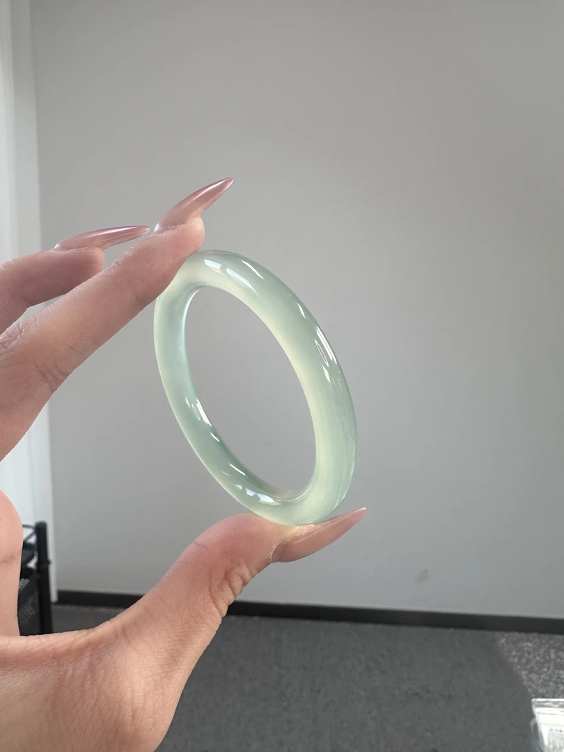 葡萄肉卡8MM正价天然玛瑙玉髓手镯显气质必备款高冰透（多样性发货