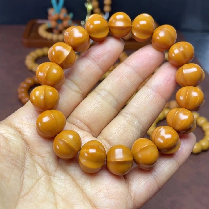 吊坠猴头核桃三花鲨鱼