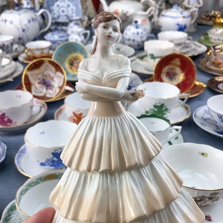 中古欧瓷雅致小房子