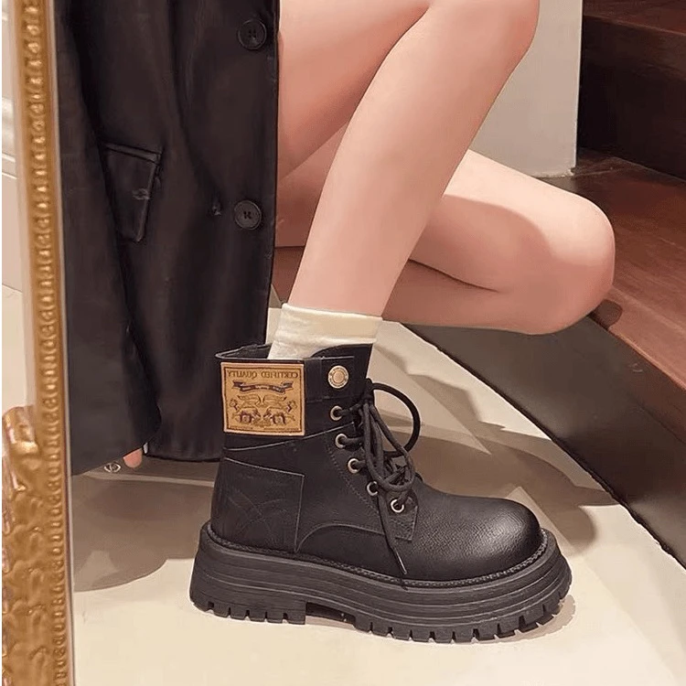 【SiSi】新疆包邮真皮英伦风靴复古百搭薄绒马丁靴-时尚ins休闲短靴