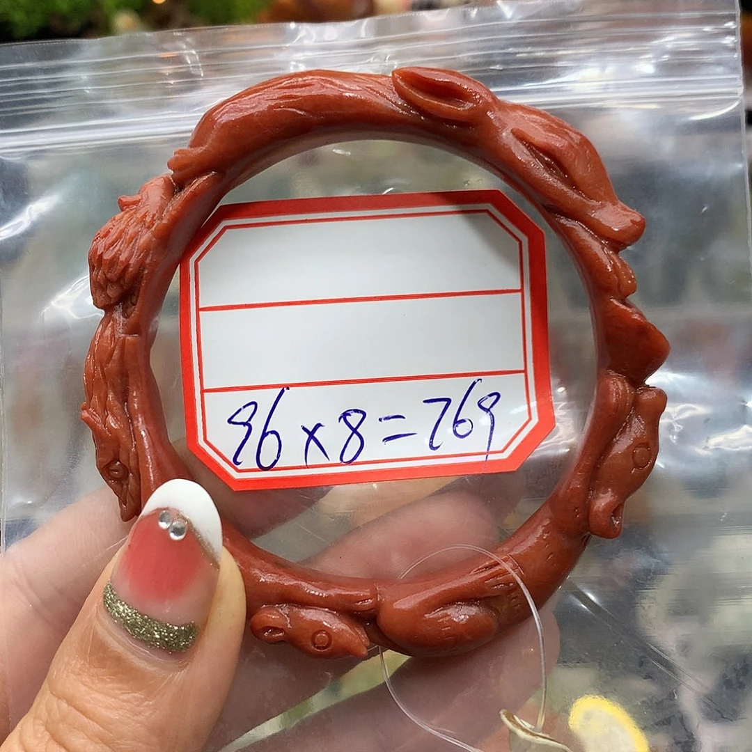 蛇纹石玉未镶嵌手镯大**?