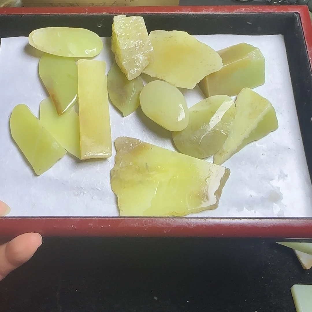 和田玉（糖玉）未镶嵌珠宝半成品