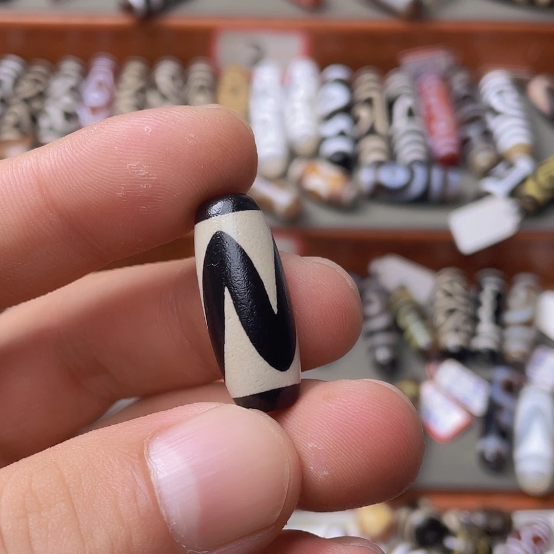 未镶嵌颈饰玛瑙/玉髓