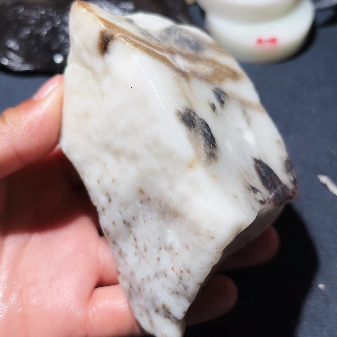 和田玉未镶嵌珠宝奇石