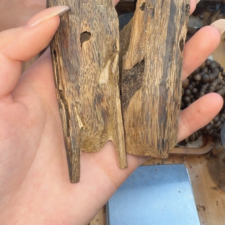 石***儿沉香沉香碎屑沉香奇楠块料34.8克