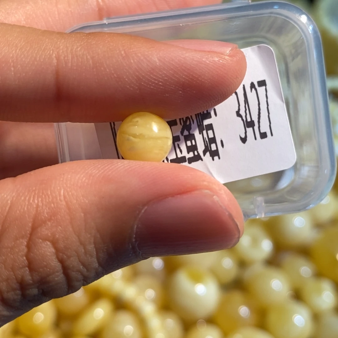 琥珀未镶嵌珠宝奇石3427