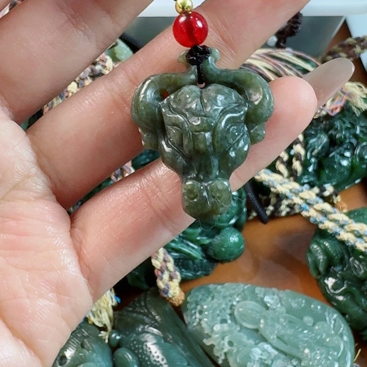 和田玉挂件未镶嵌