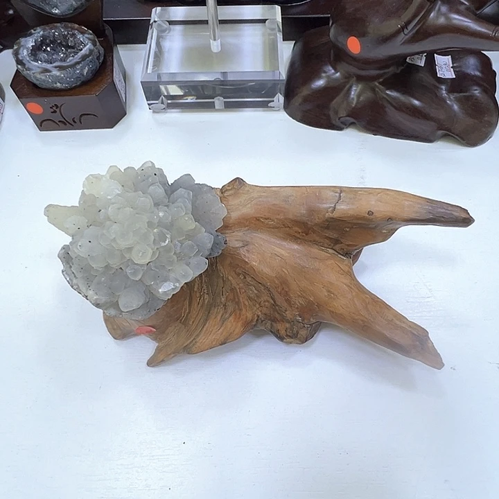 珠宝半成品水晶未镶嵌