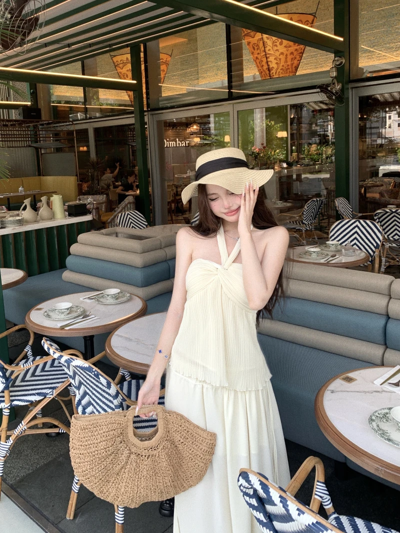 2025夏季新款希腊女神法式挂脖吊带半裙套装女夏新款纯欲度假长裙