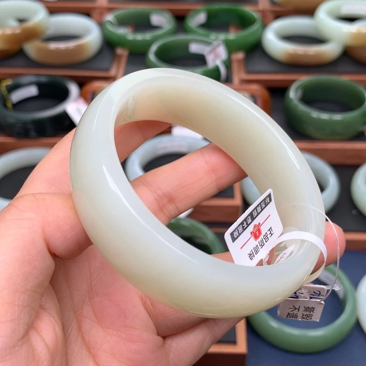 和田玉手镯未镶嵌59