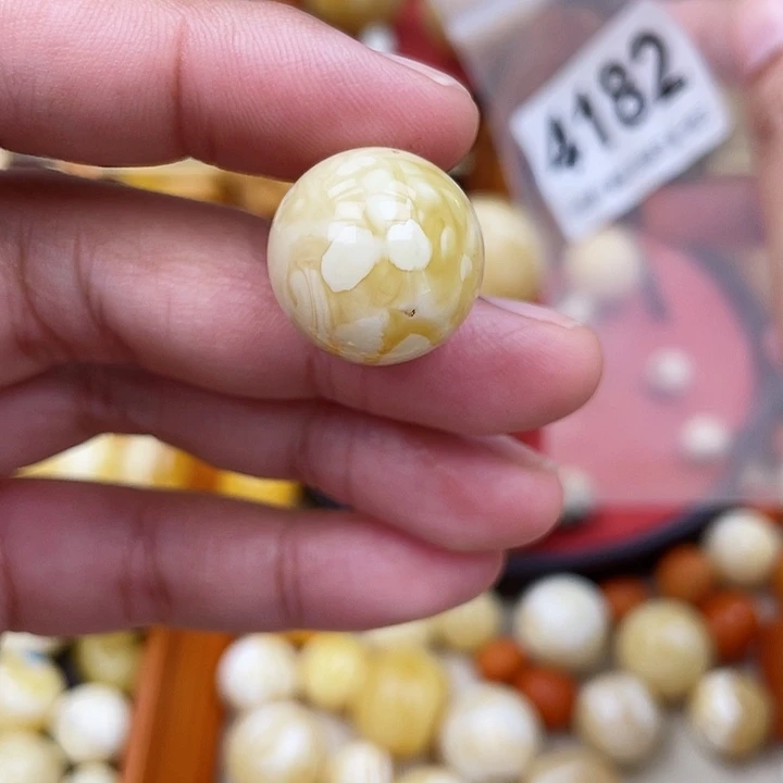 蜜蜡未镶嵌珠宝奇石粉18
