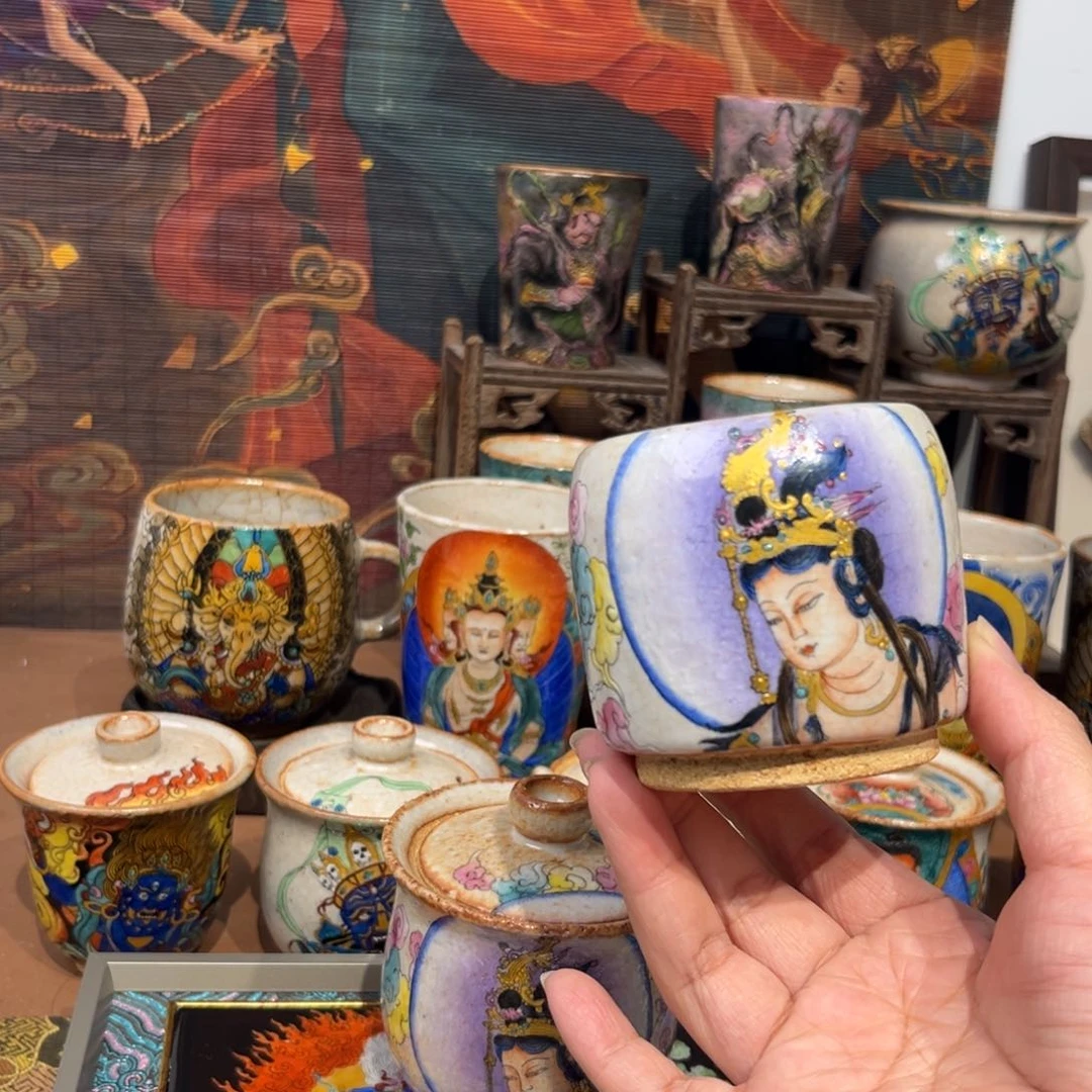 手工手绘水月观音茶杯