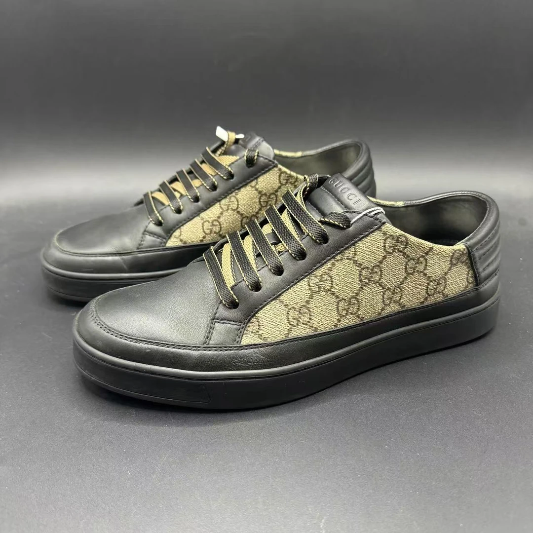 95新 GUCCI/古驰 男士时尚棕色两侧印花低帮板鞋41.5码  xh080