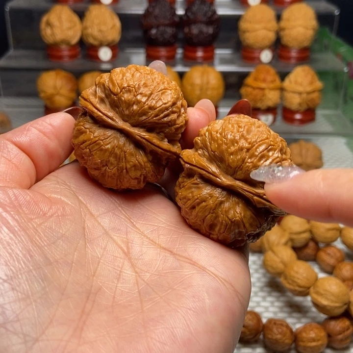 ꧁***꧂文玩核桃把件6波浪纹狮子头