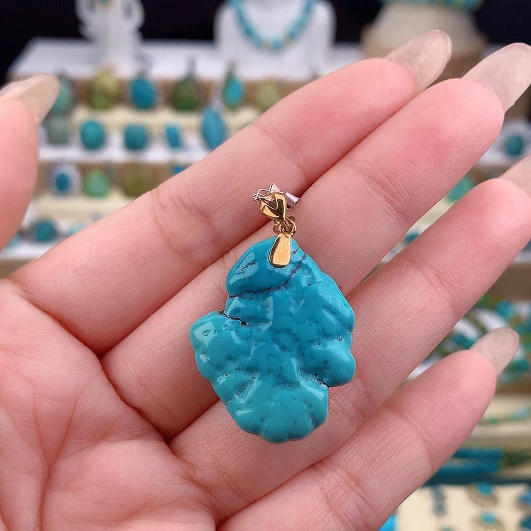 绿松石18K金镶嵌吊坠(赠链)