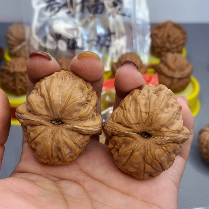 你***吗吊坠文玩核桃你真帅