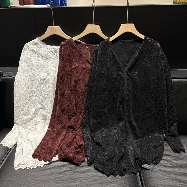 （老三）韩版百搭蕾丝镂空长袖时尚中长款宽松上衣3D打底蕾丝开衫