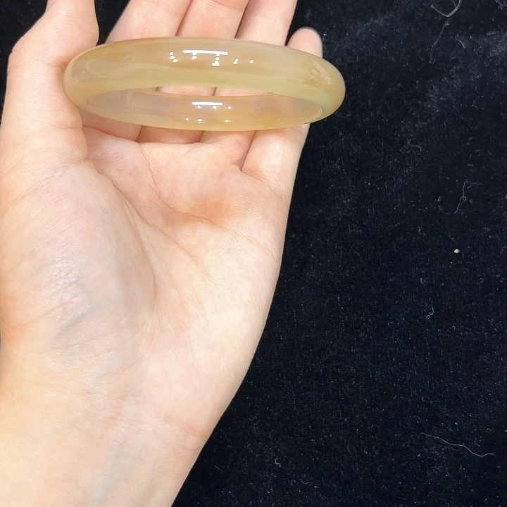 l***u玛瑙/玉髓未镶嵌手镯