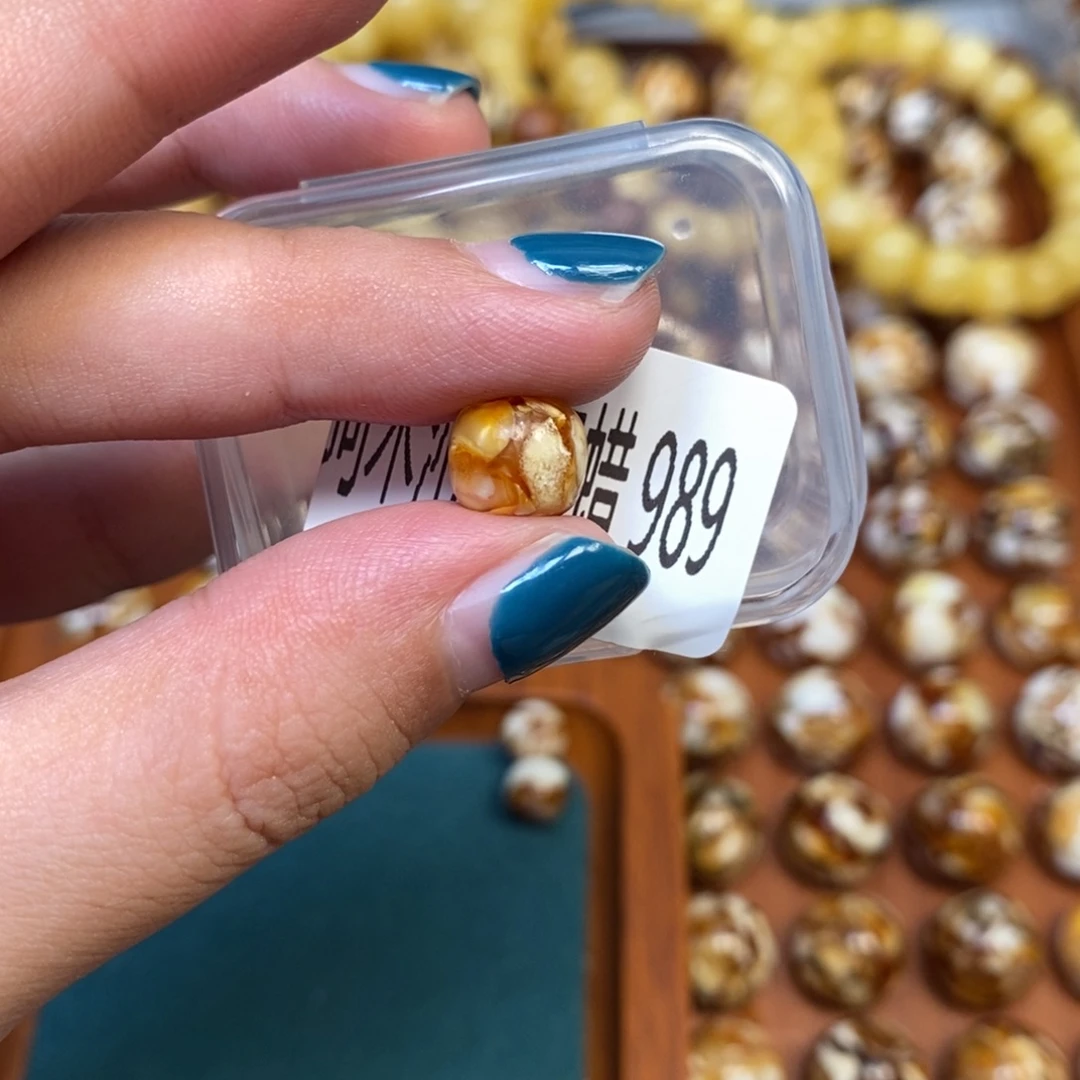 把件猴头核桃沁色圆珠老型989