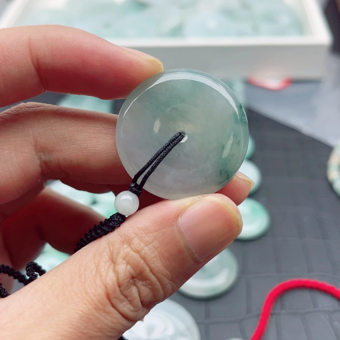 翡翠未镶嵌颈饰天然翡翠