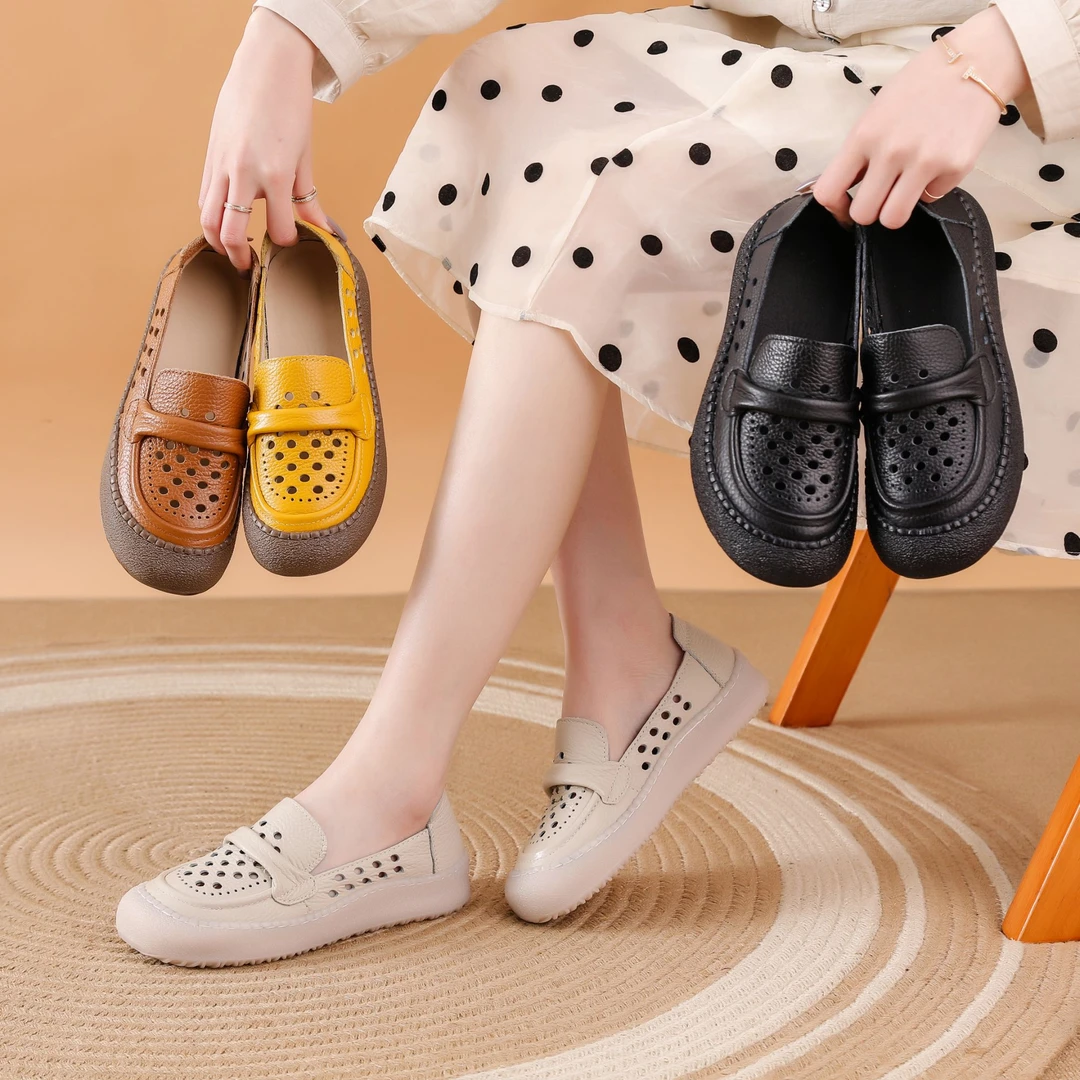 夏季凉鞋头层牛皮圆头透气洞洞鞋休闲平底中老年妈妈鞋舒适软底女