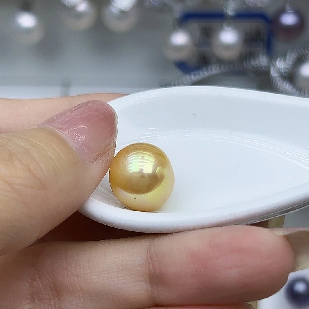 未镶嵌耳钉淡水珍珠