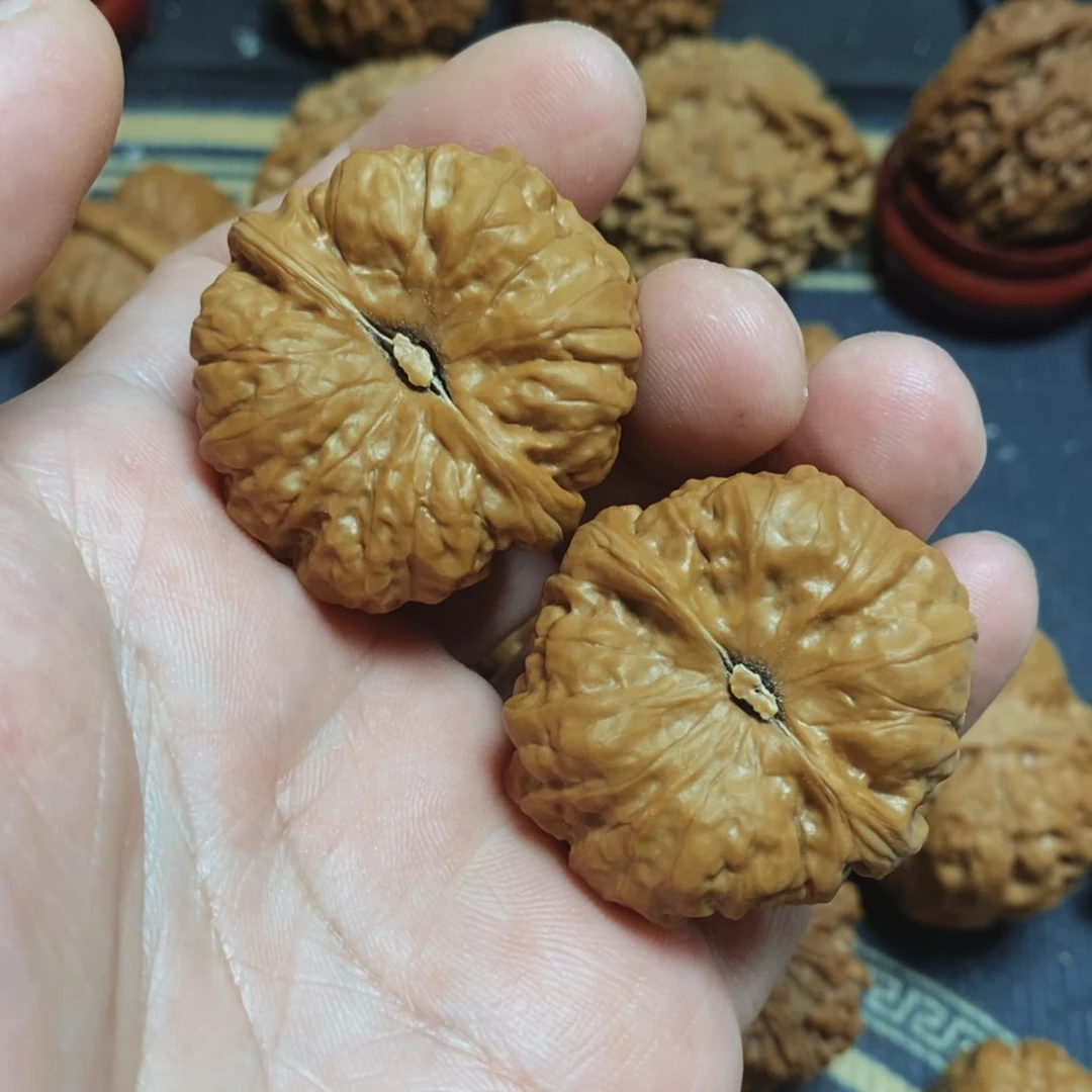 文玩核桃把件蛤蟆头37 39