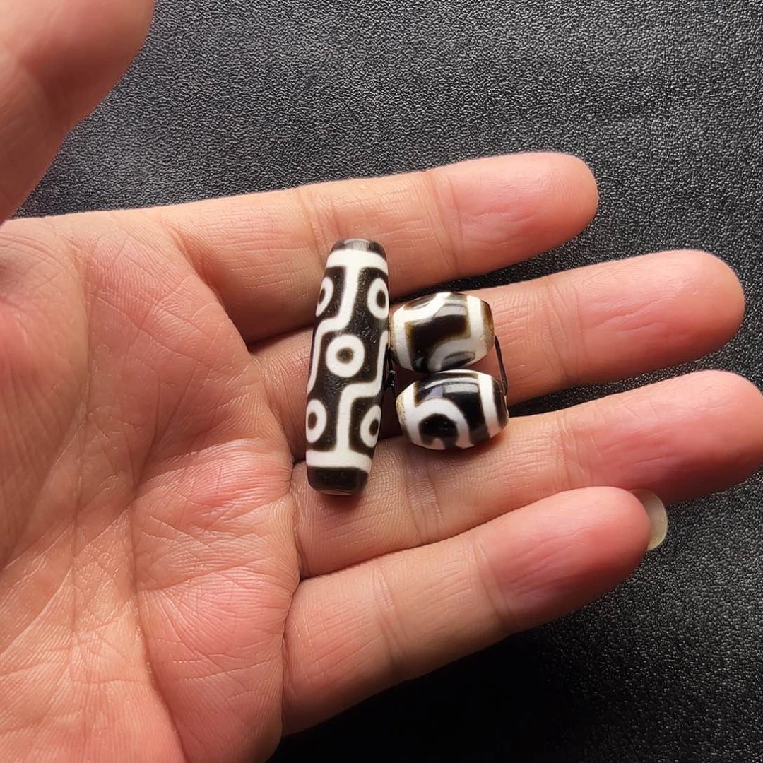 玛瑙/玉髓颈饰未镶嵌不****?