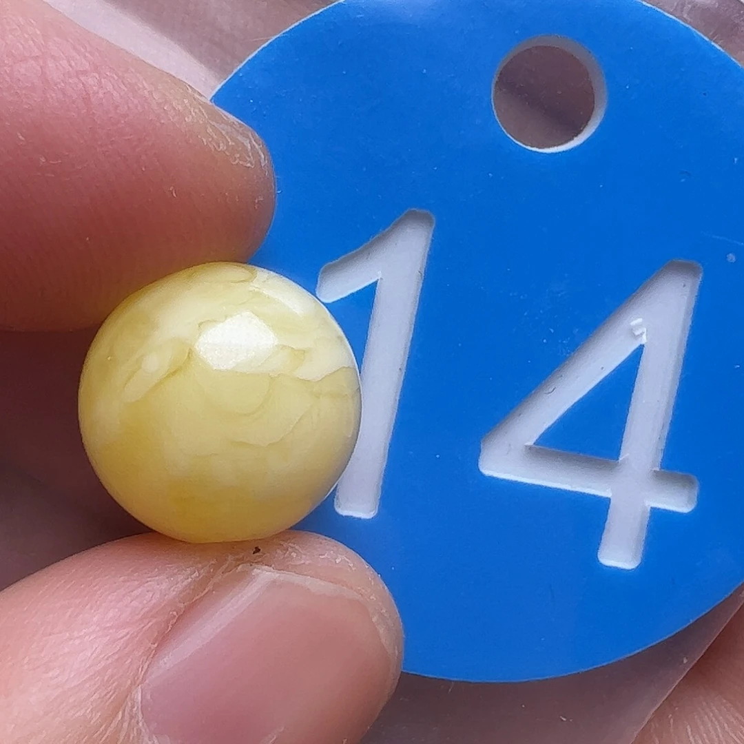 蜜蜡未镶嵌珠宝奇石11.8m m