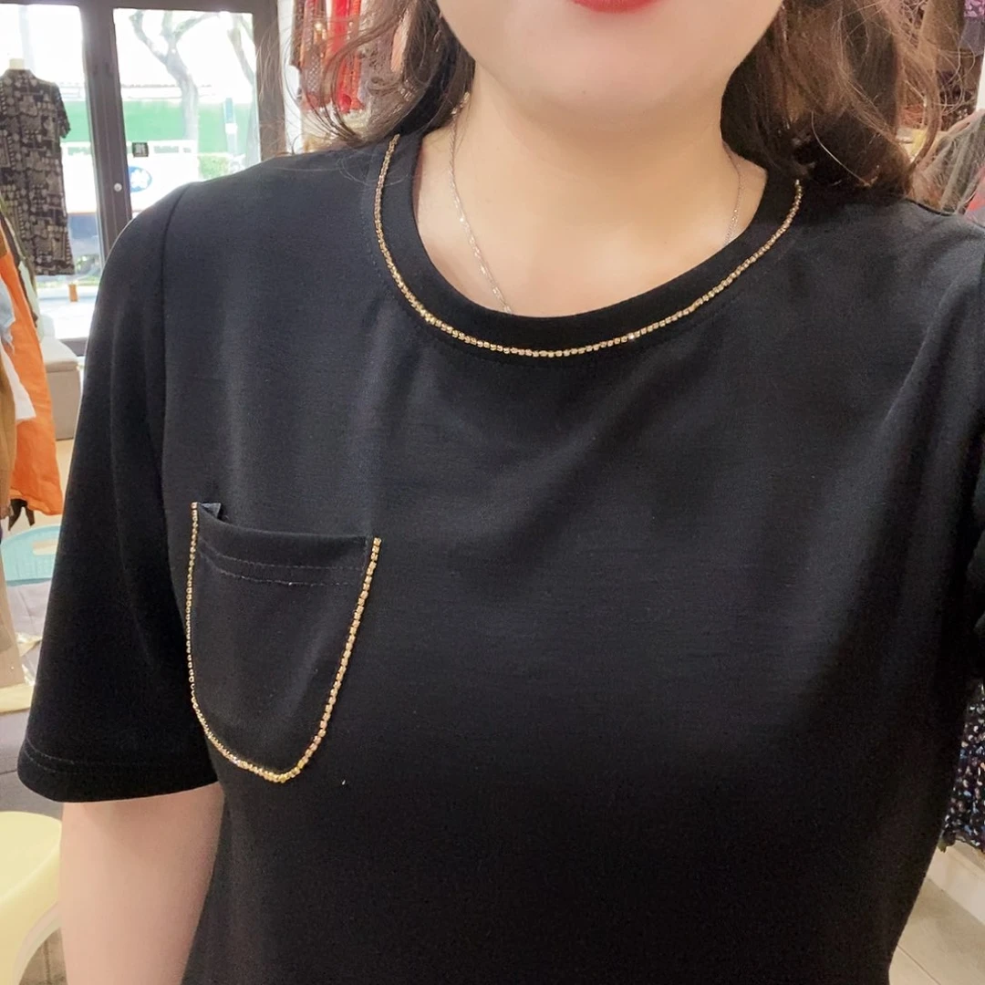 肥肥伊人精品上衣
