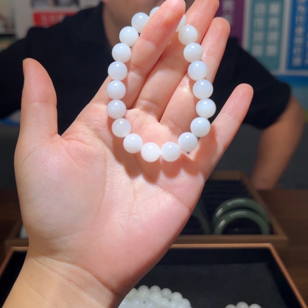 未镶嵌和田玉车挂