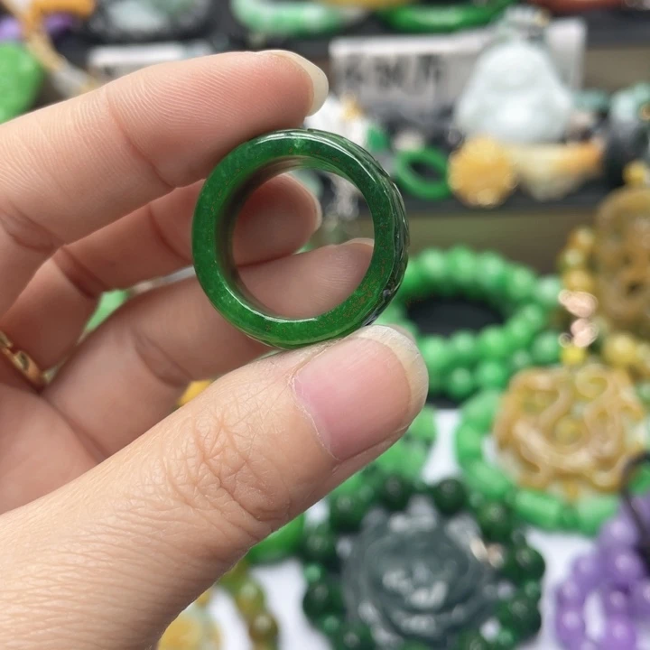 翡翠未镶嵌手链戒指53