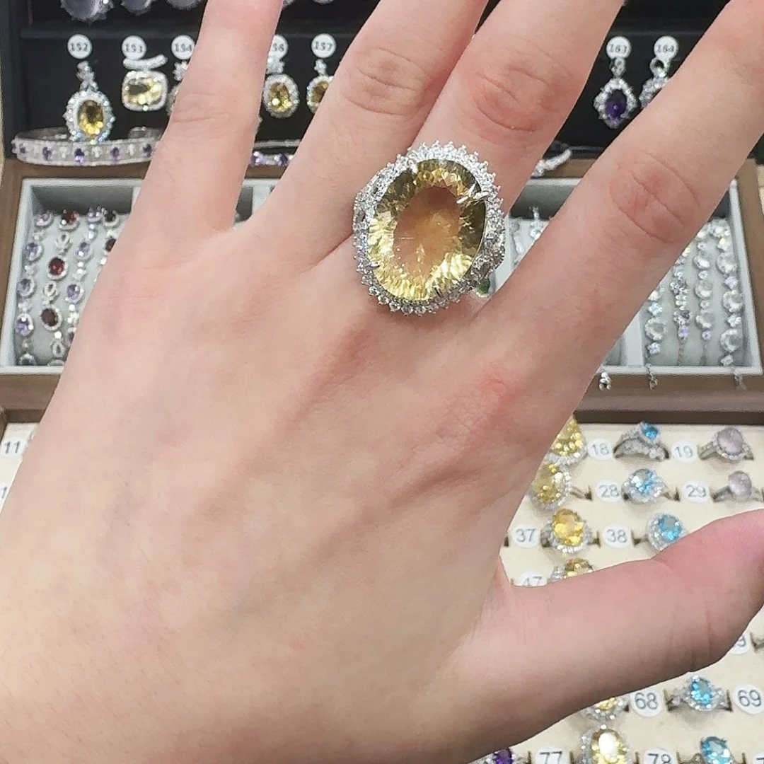 月***璃银S925镶嵌戒指黄晶