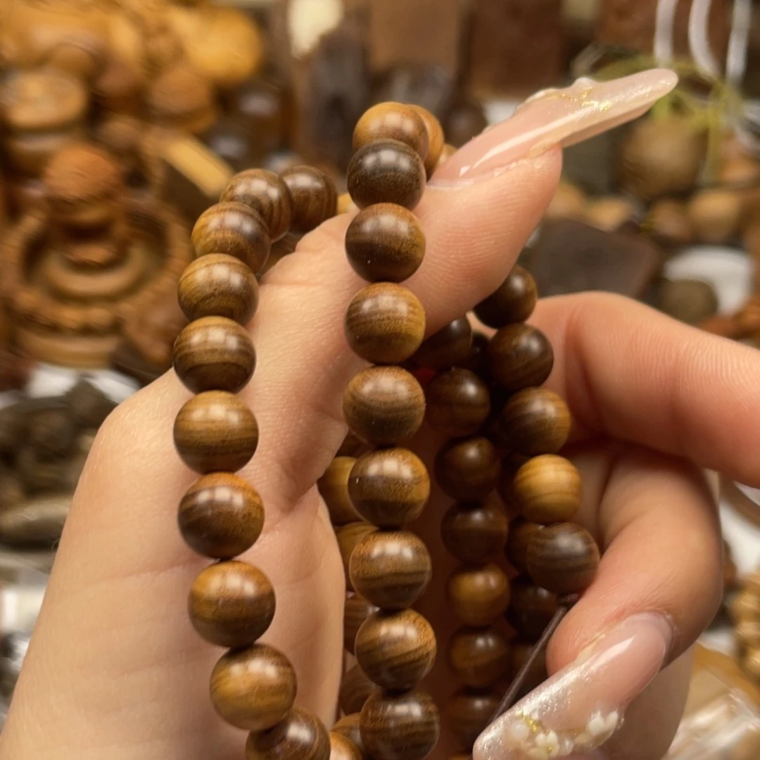 檀香木西*?老山檀香老山檀香