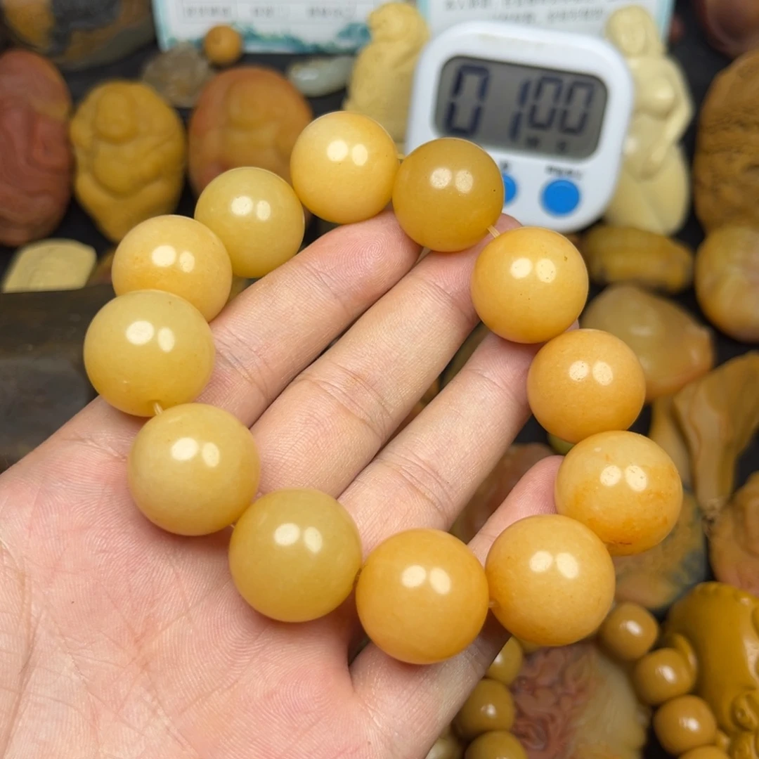 *****颈饰未镶嵌石英岩玉