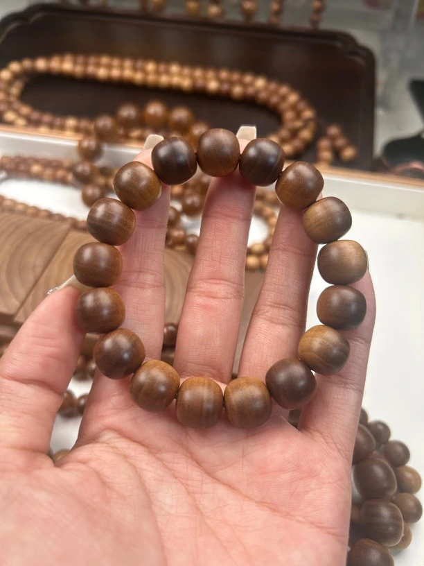 12*13老山檀香老料