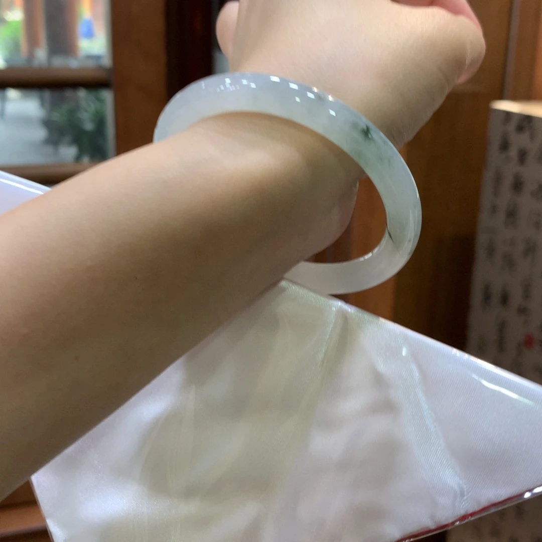 未镶嵌手镯翡翠翡翠