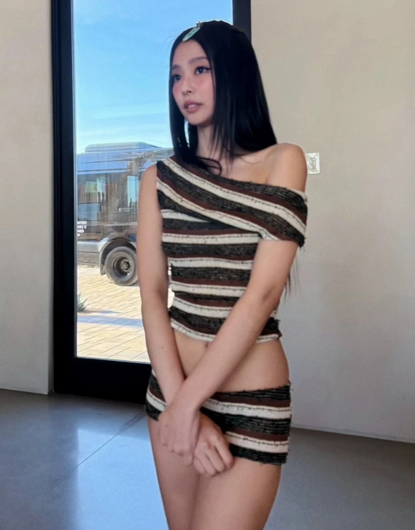 【Jennie】2025新款比基尼女珍妮同款复古高级小胸显瘦性感泡温泉