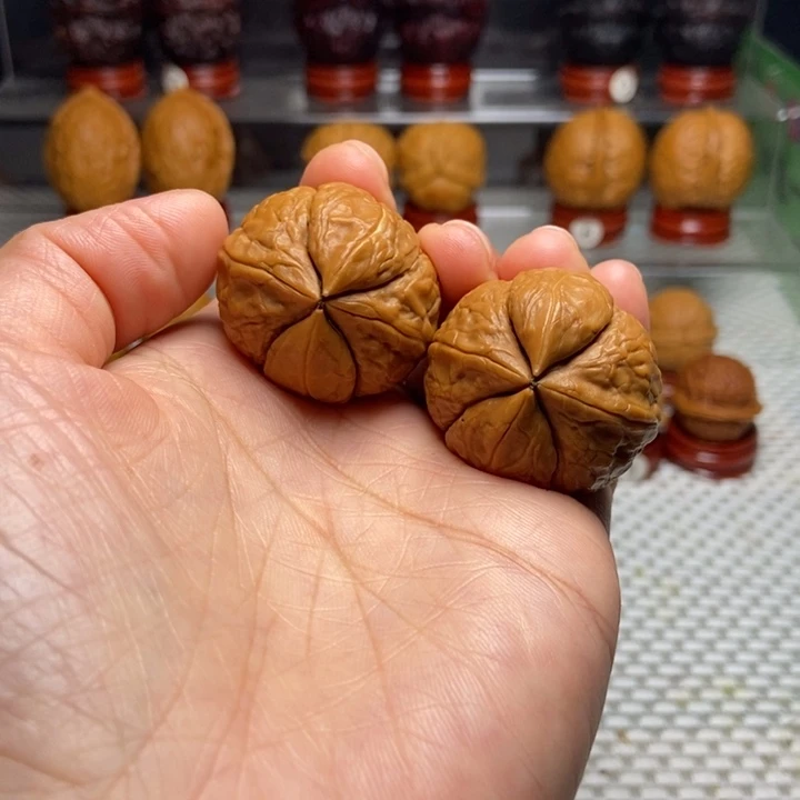 把件文玩核桃19金枝玉叶