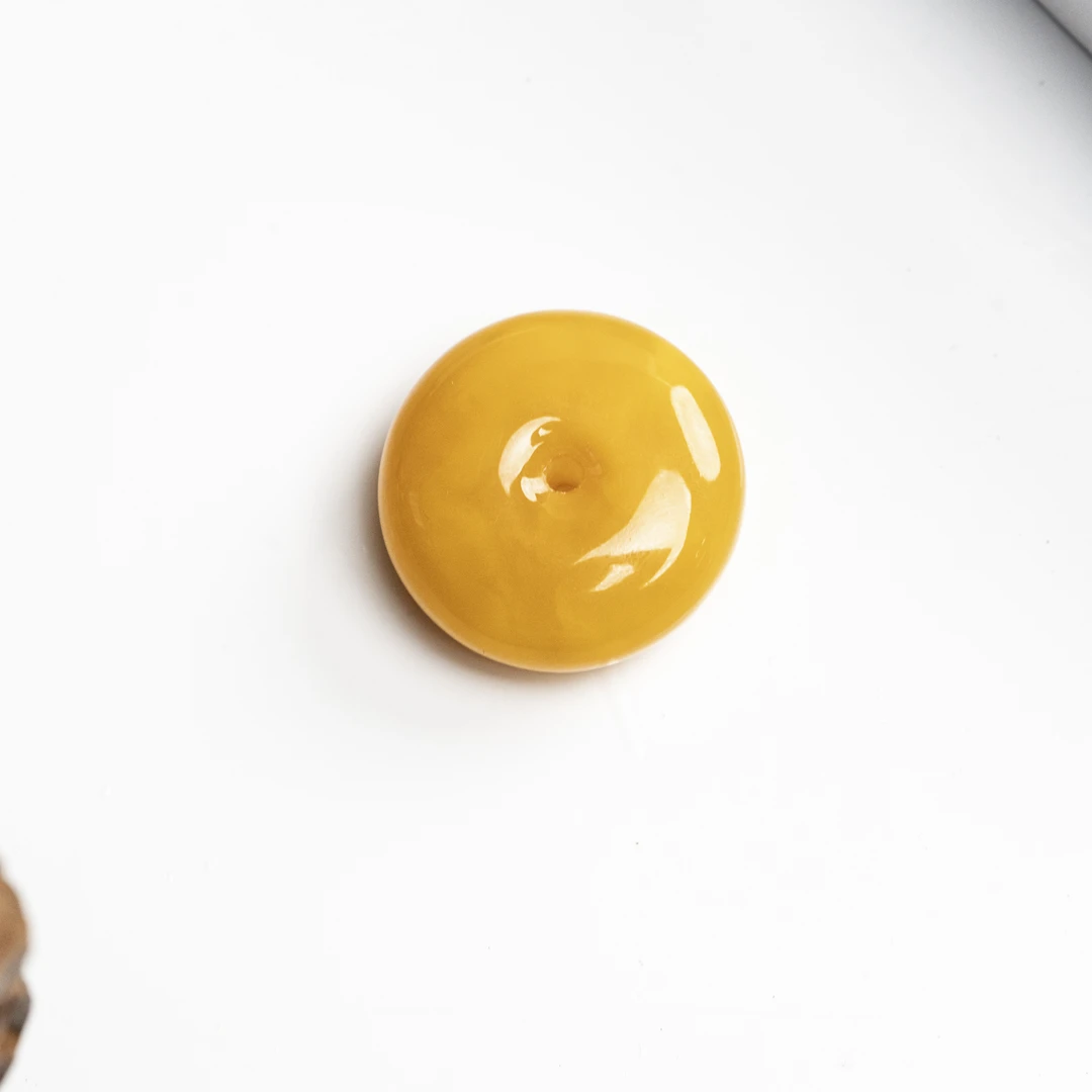 【普陀山欢喜】 蜜蜡吊坠（发货多样性一件）S41465